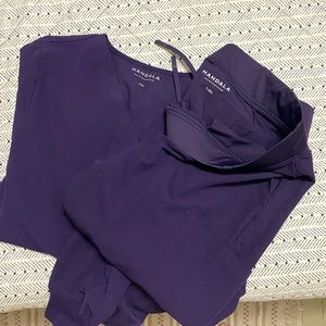 Mandala Dark Purple Scrub set, 2XL Like New.